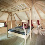 מלון Les Cabanes Au Bois D'orient Briel-sur-Barse