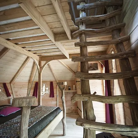Les Cabanes Au Bois D'orient *